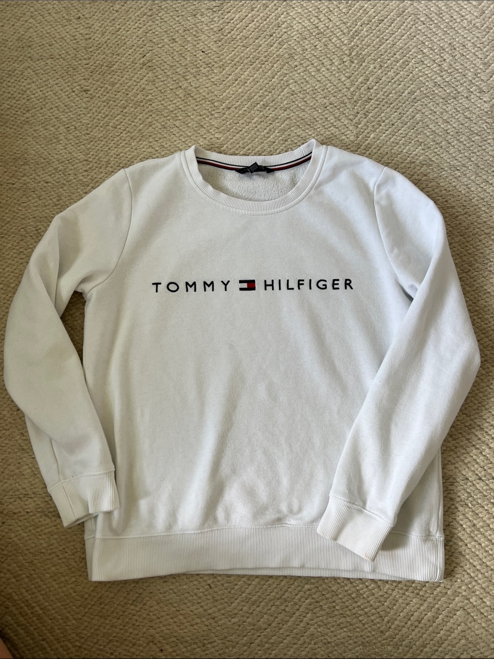 Vintage white Tommy Hilfiger logo sweatshirt